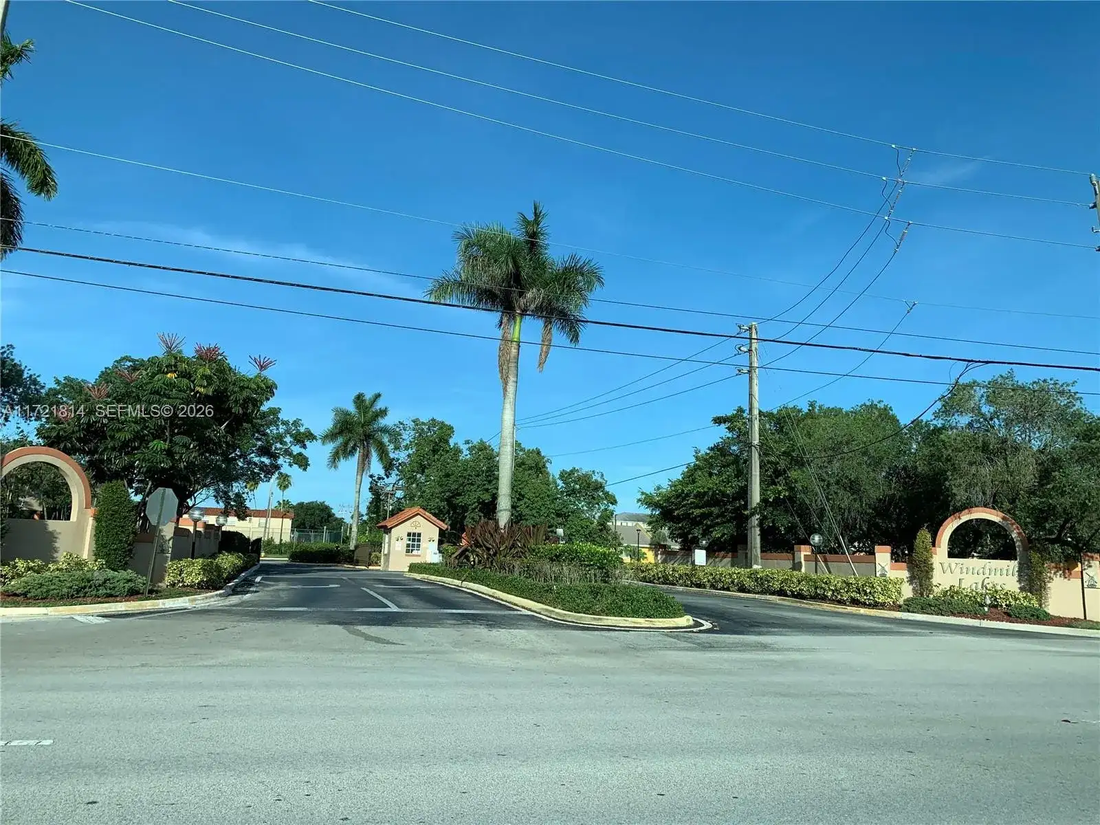 8710 SW 3rd St # 104, Pembroke Pines FL 33025 photo 2