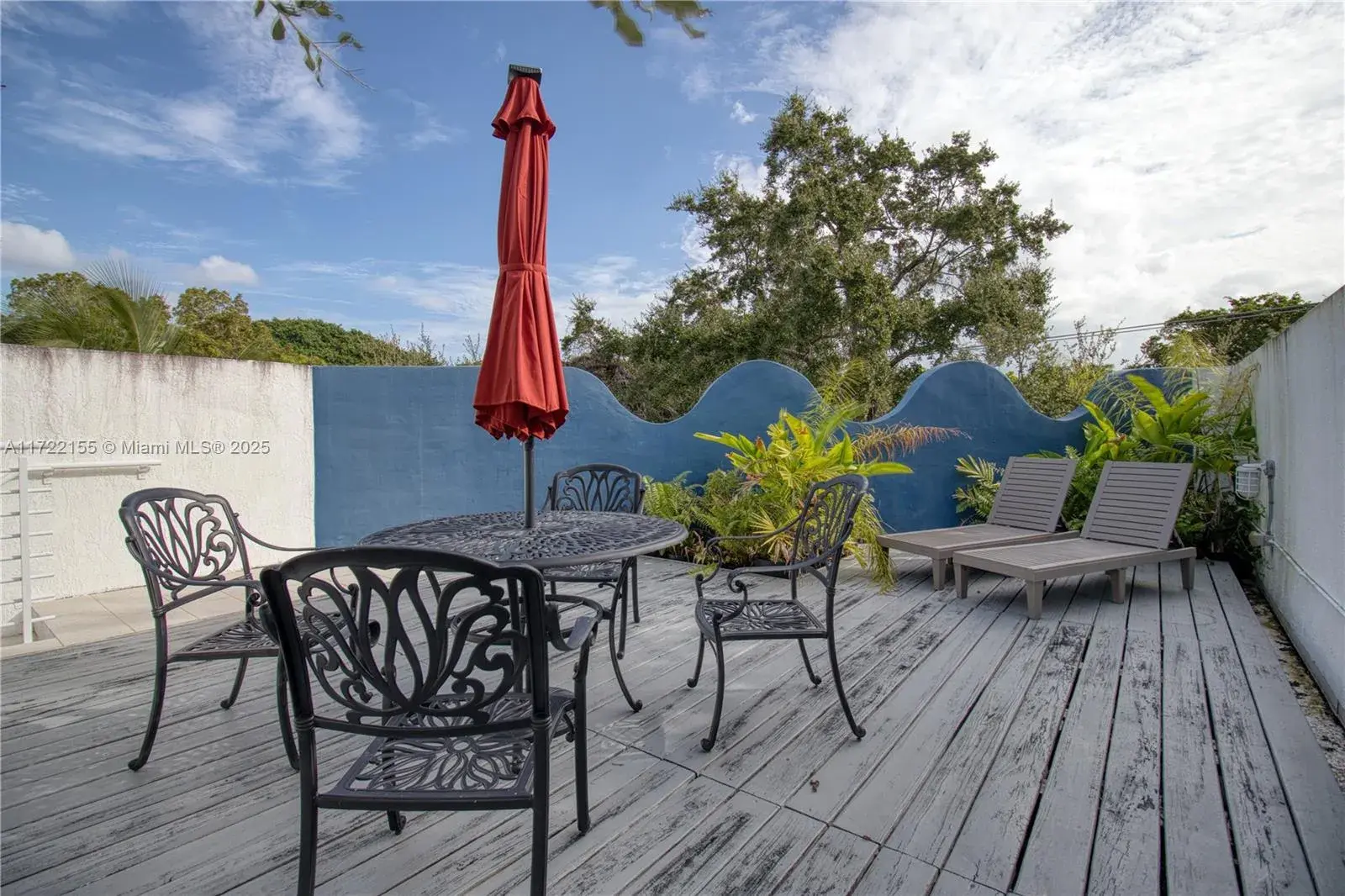 2200 Lincoln Ave, Miami FL 33133