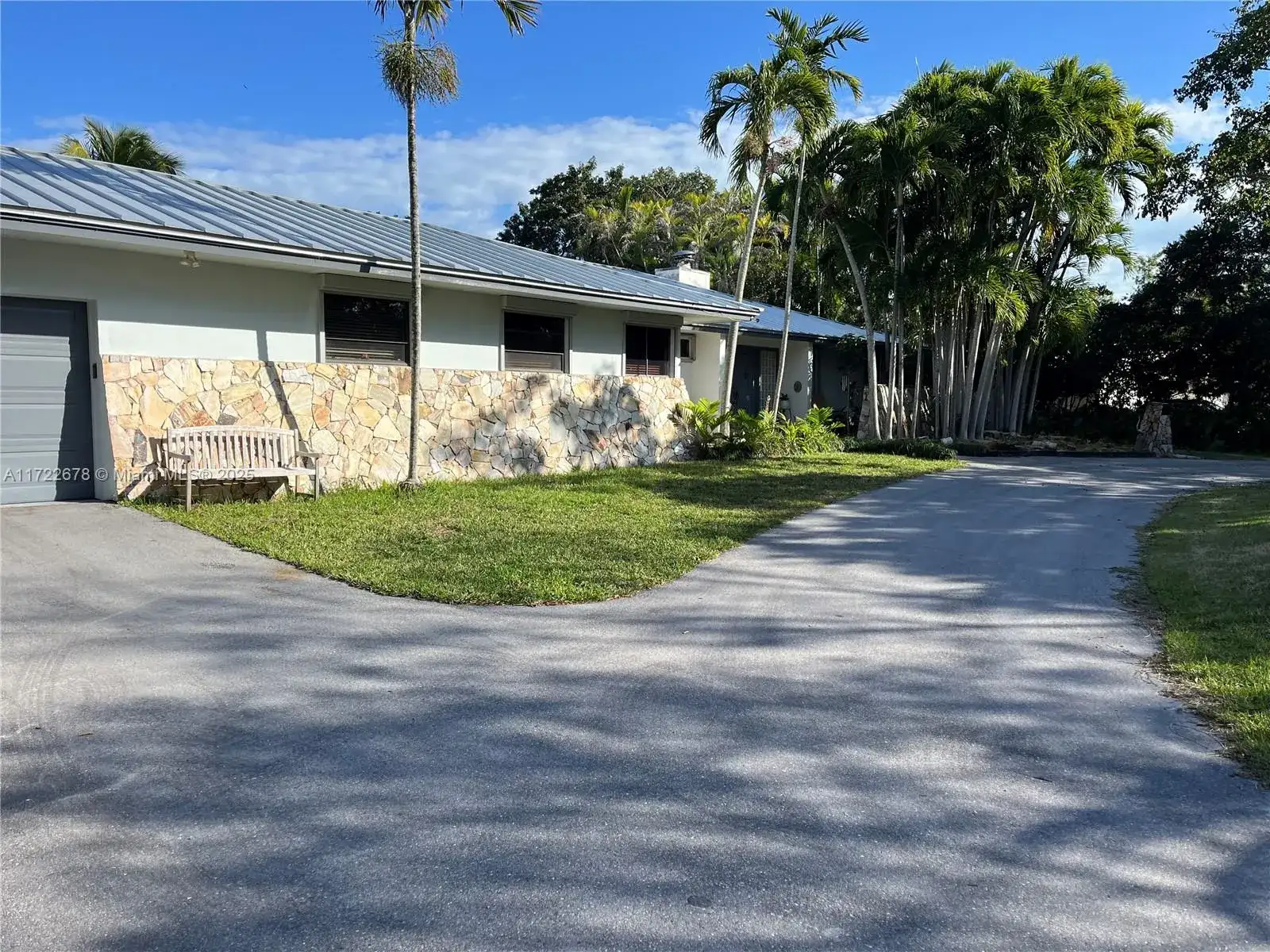 14501 SW 67th Ave, Coral Gables FL 33158 photo 2
