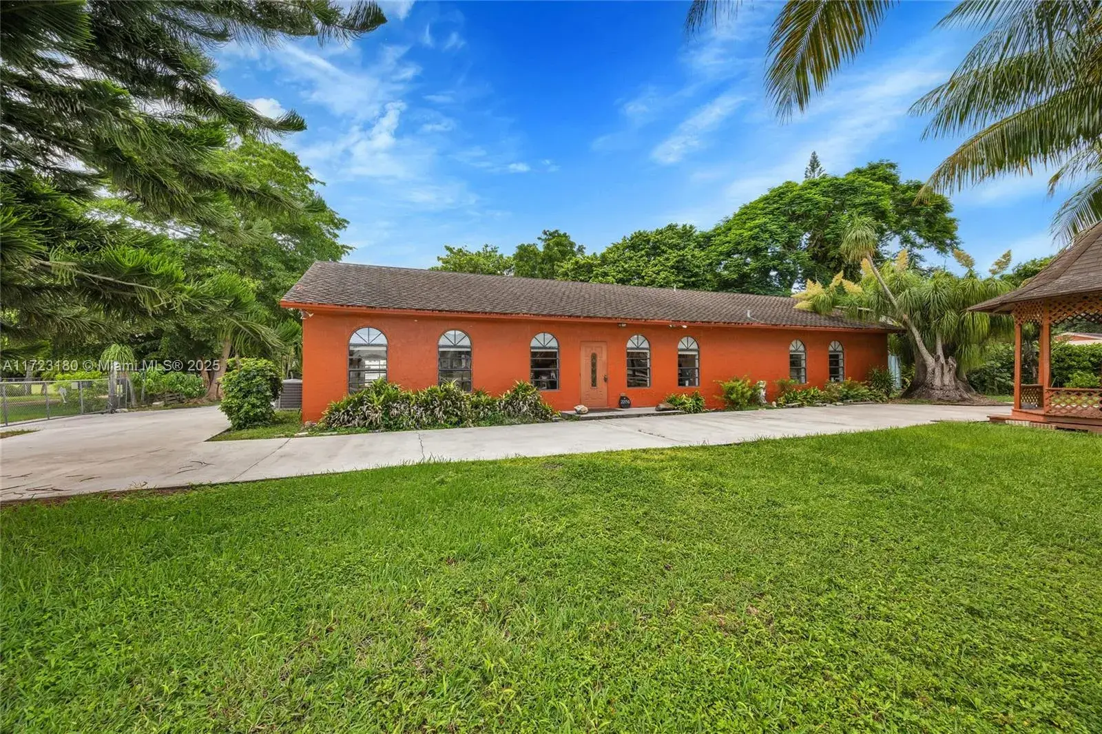 22150 SW 132nd Ave, Miami FL 33170