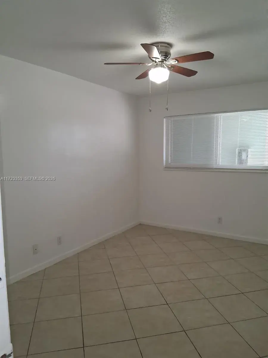 1231 NE 23rd Ave, Pompano Beach FL 33062