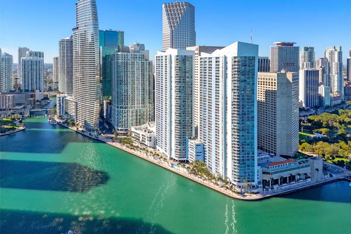 325 S Biscayne Blvd # 3726, Miami FL 33131