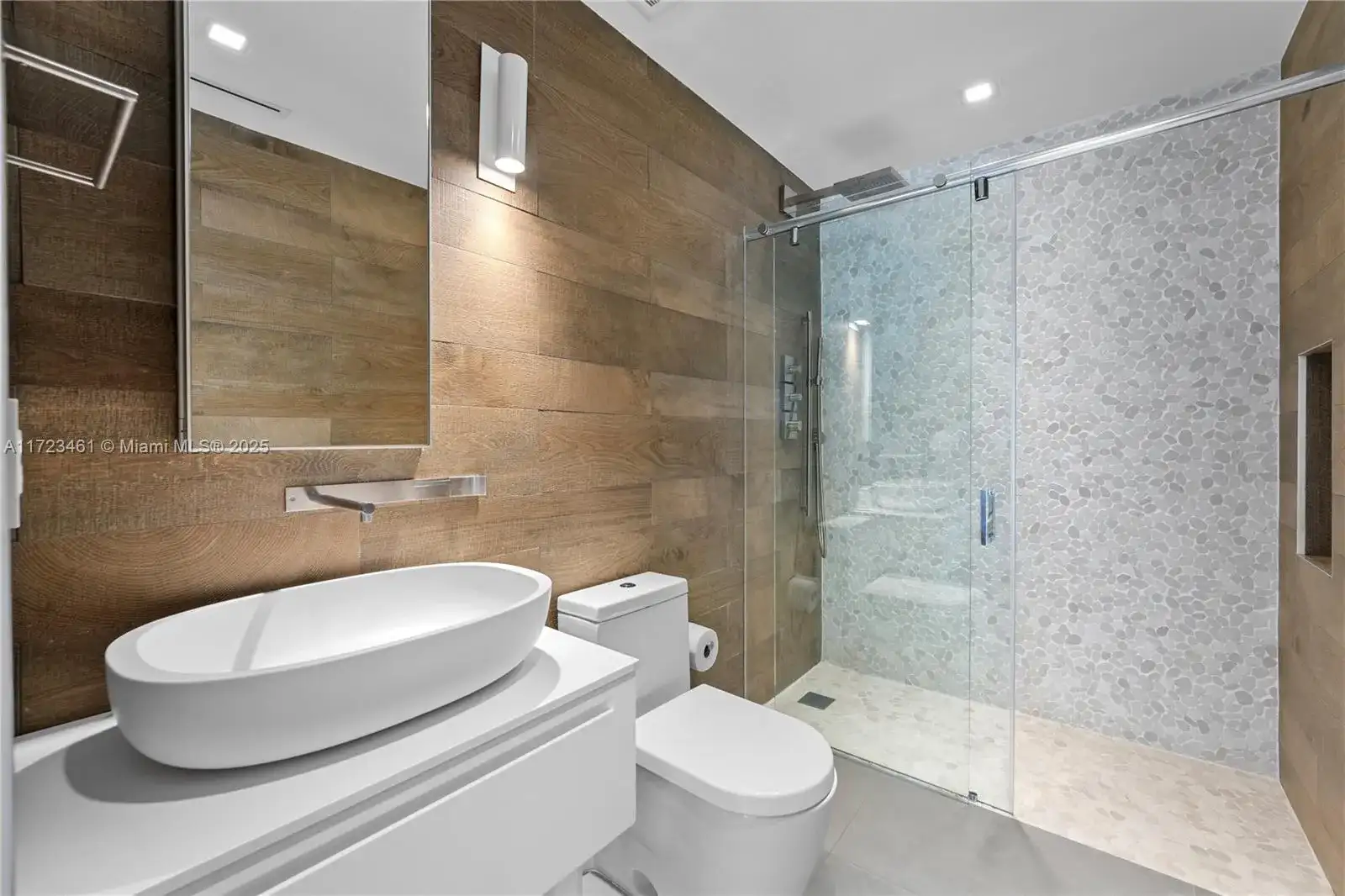 1413 Sunset Harbour Dr # 212, Miami Beach FL 33139 photo 5