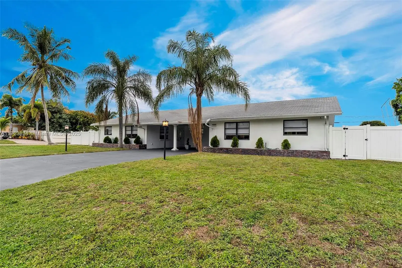 1111 Brown Rd, Lake Worth FL 33462 photo 4