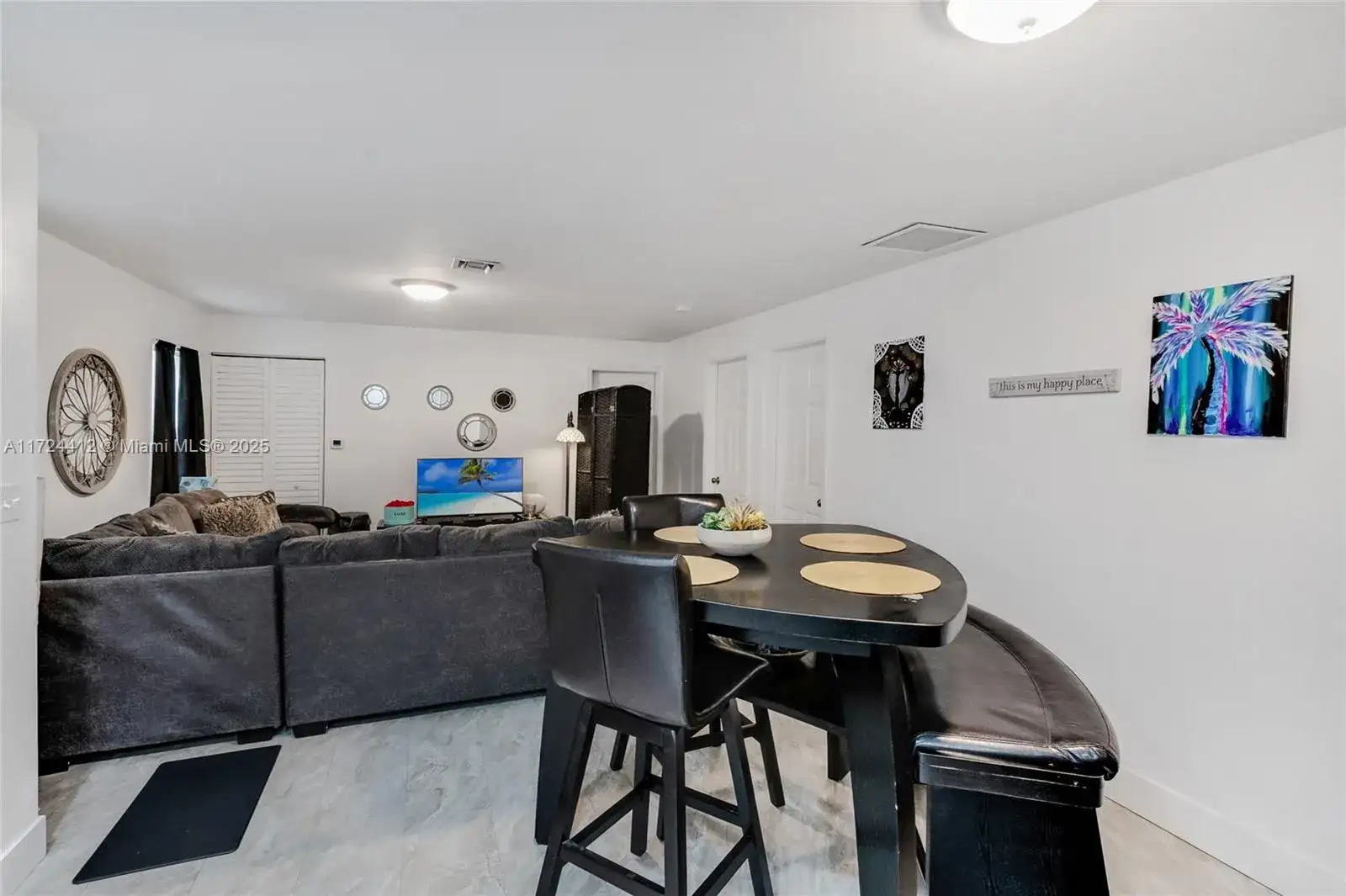 219 NW 7th Ct, Hallandale Beach FL 33009 photo 4