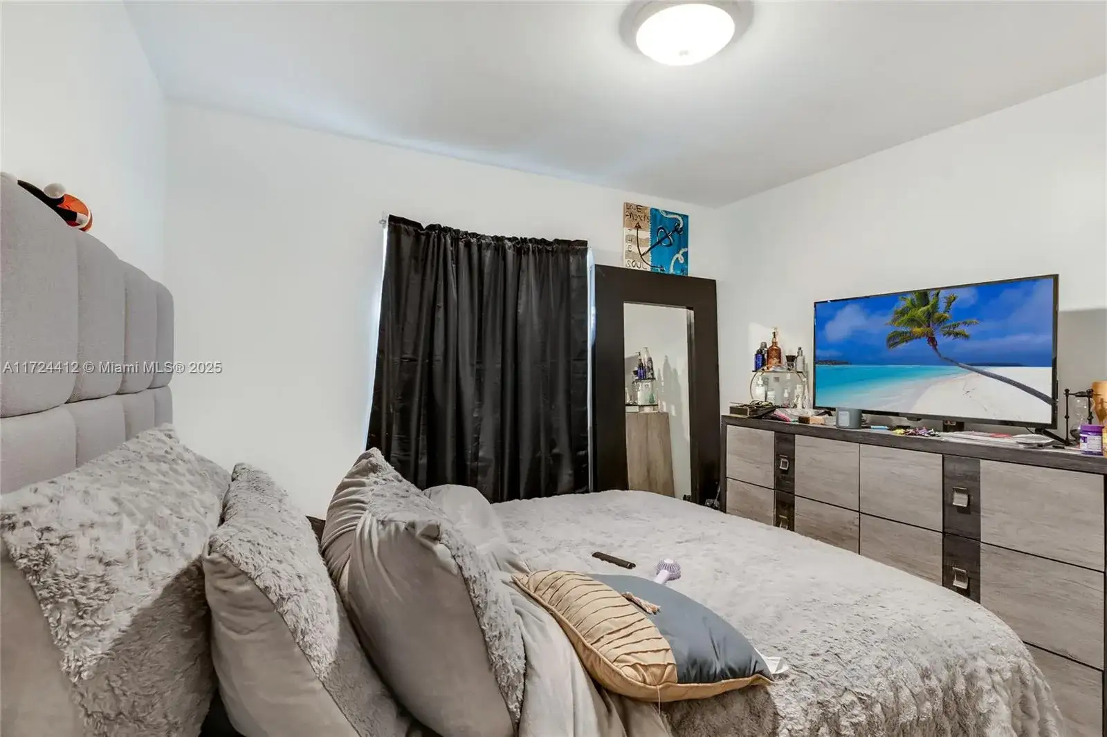 219 NW 7th Ct, Hallandale Beach FL 33009 photo 5
