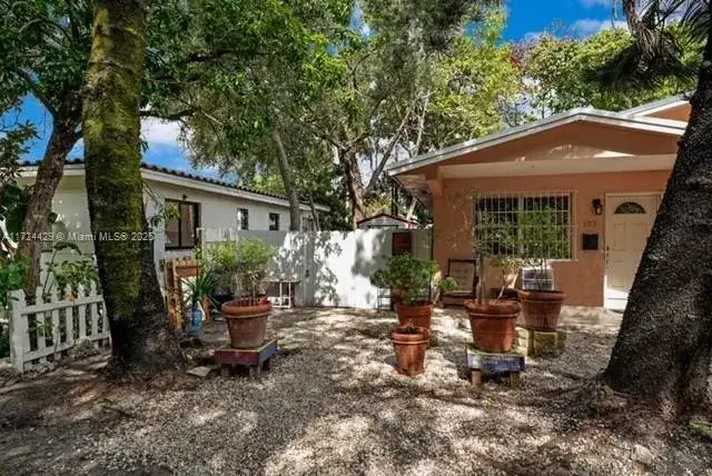 133 NE 48th St, Miami FL 33137 photo 3