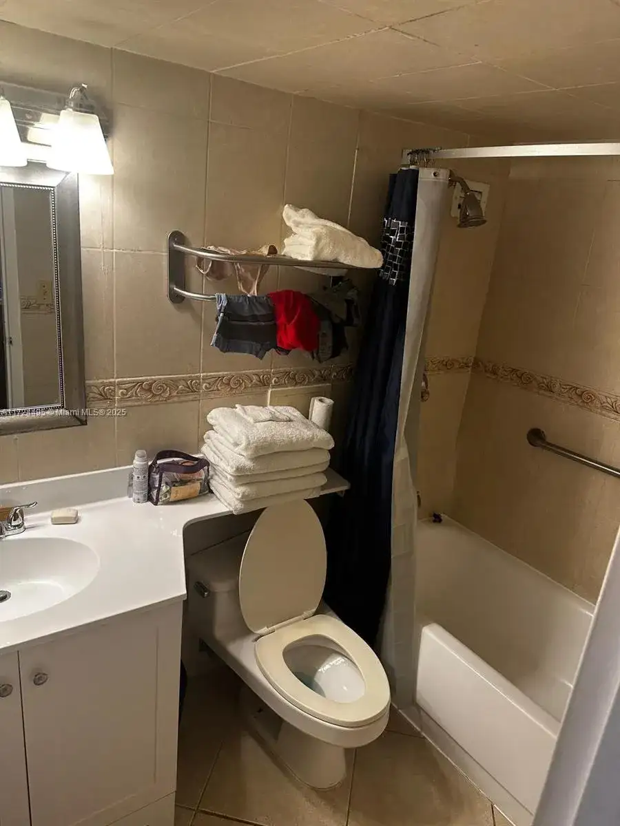 19201 Collins Ave # 701, Sunny Isles Beach FL 33160 photo 3