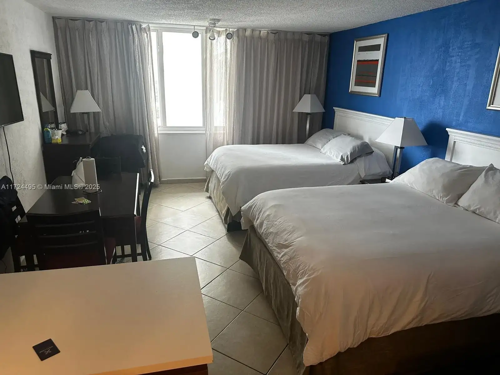 19201 Collins Ave # 701, Sunny Isles Beach FL 33160 photo 4