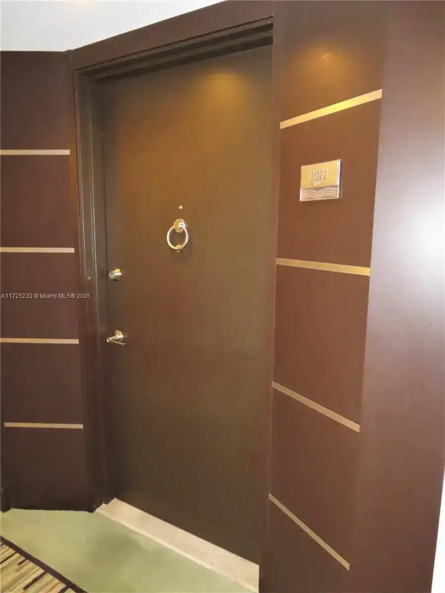 5701 Collins Ave # 1011, Miami Beach FL 33140 photo 4