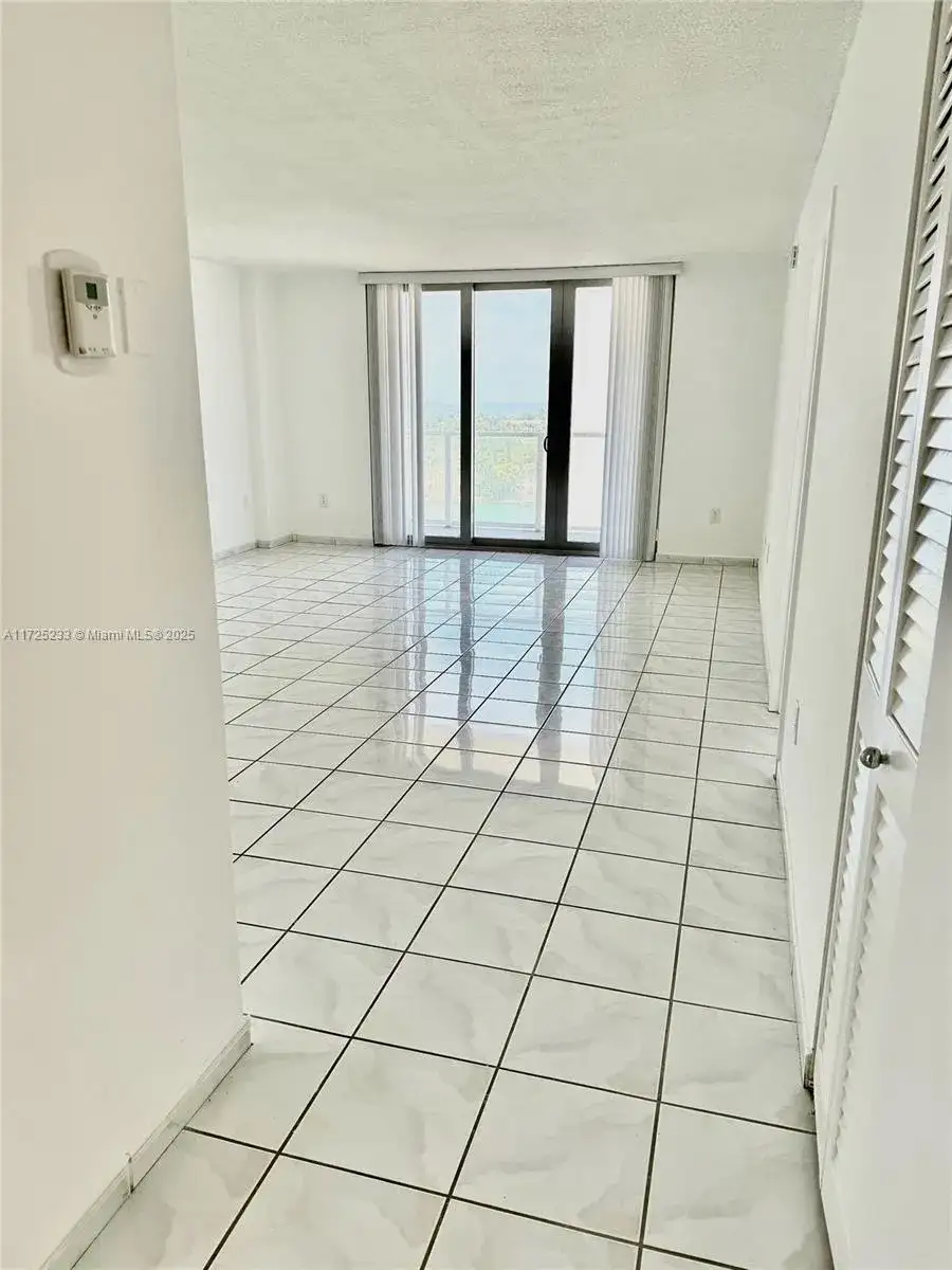 5701 Collins Ave # 1011, Miami Beach FL 33140 photo 5