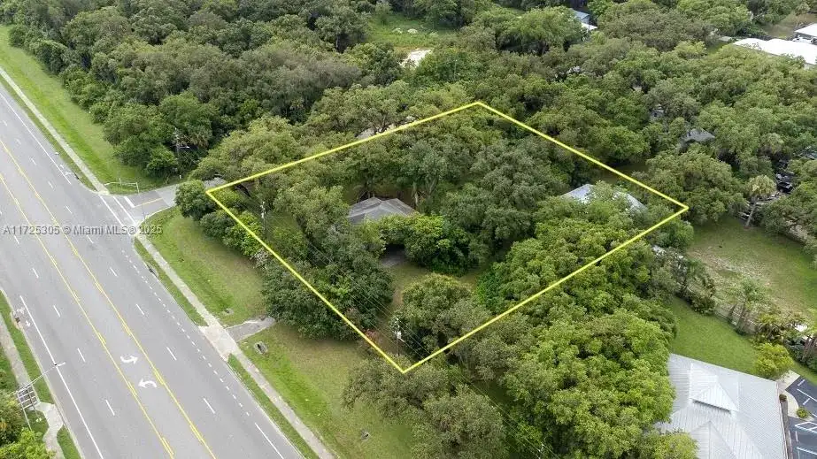 351 E Hickpochee Ave, La Belle FL 33935 photo 5