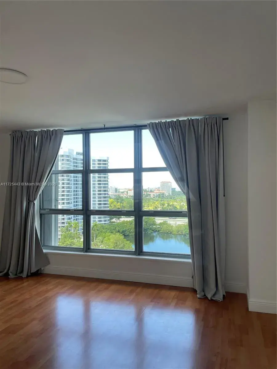 3530 Mystic Pointe Dr # 1509, Aventura FL 33180