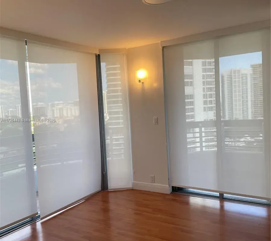 3530 Mystic Pointe Dr # 1509, Aventura FL 33180