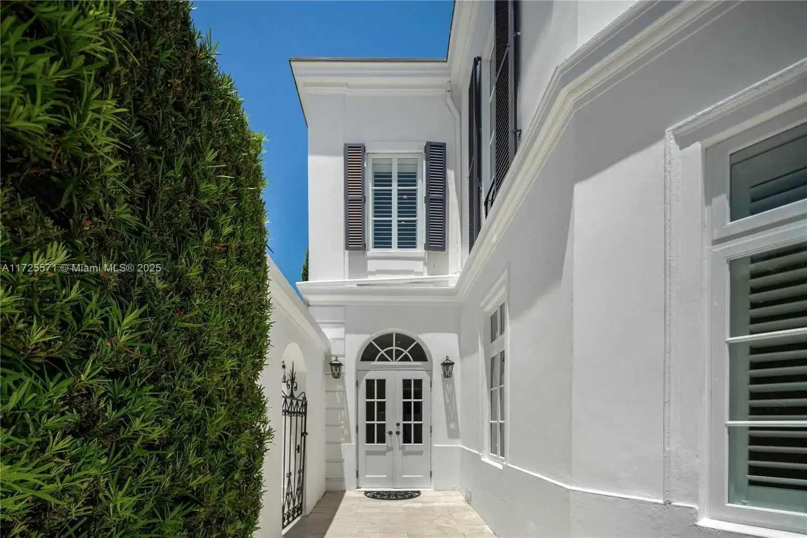 1009 Hardee Rd, Coral Gables FL 33146 photo 5