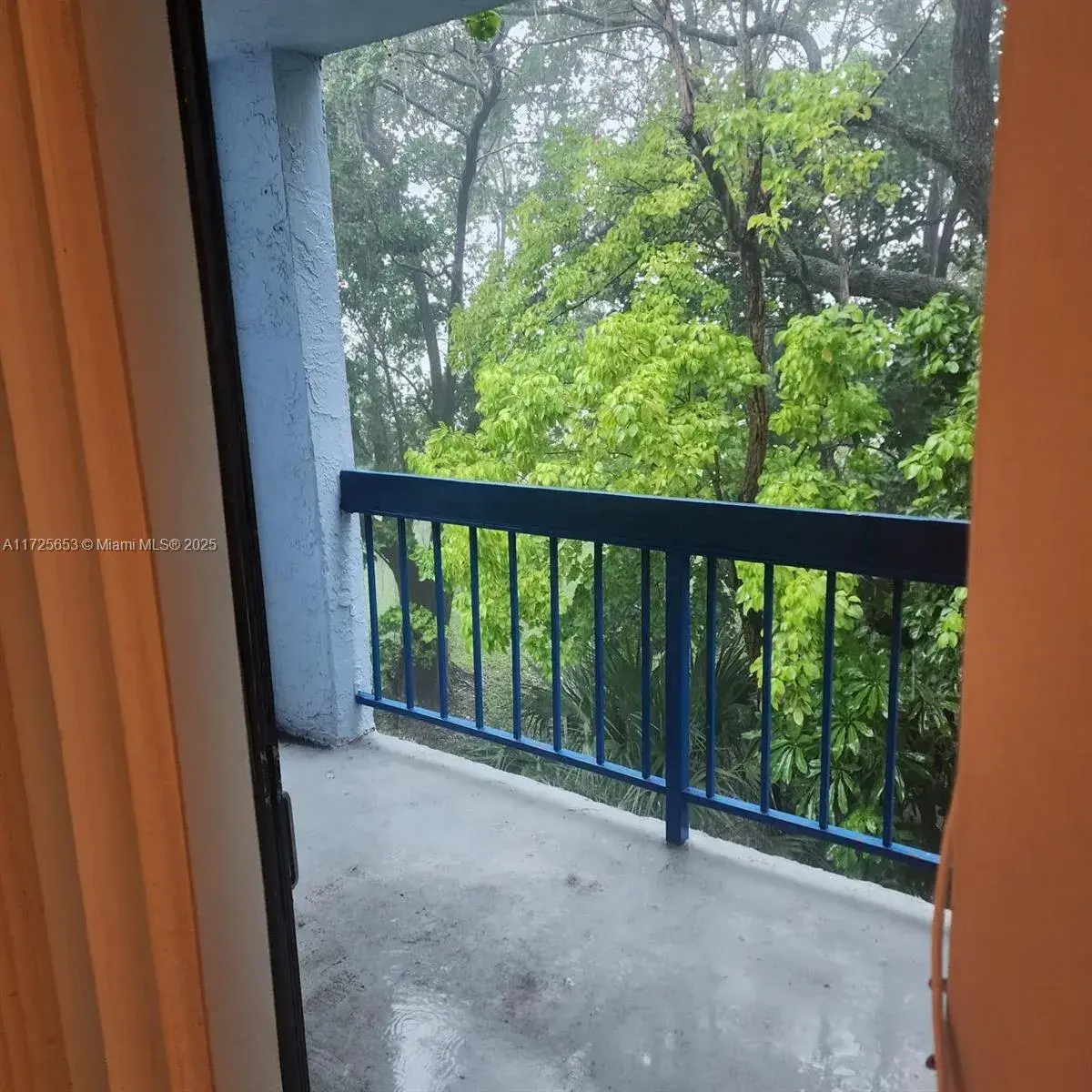 9440 Fontainebleau Blvd # 301, Miami FL 33172