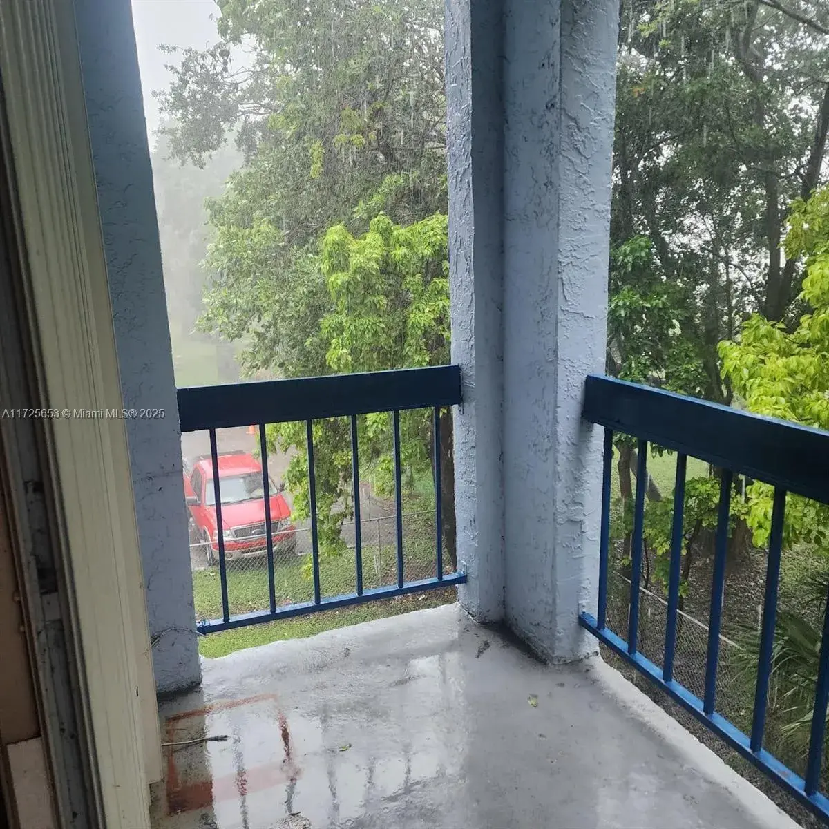 9440 Fontainebleau Blvd # 301, Miami FL 33172