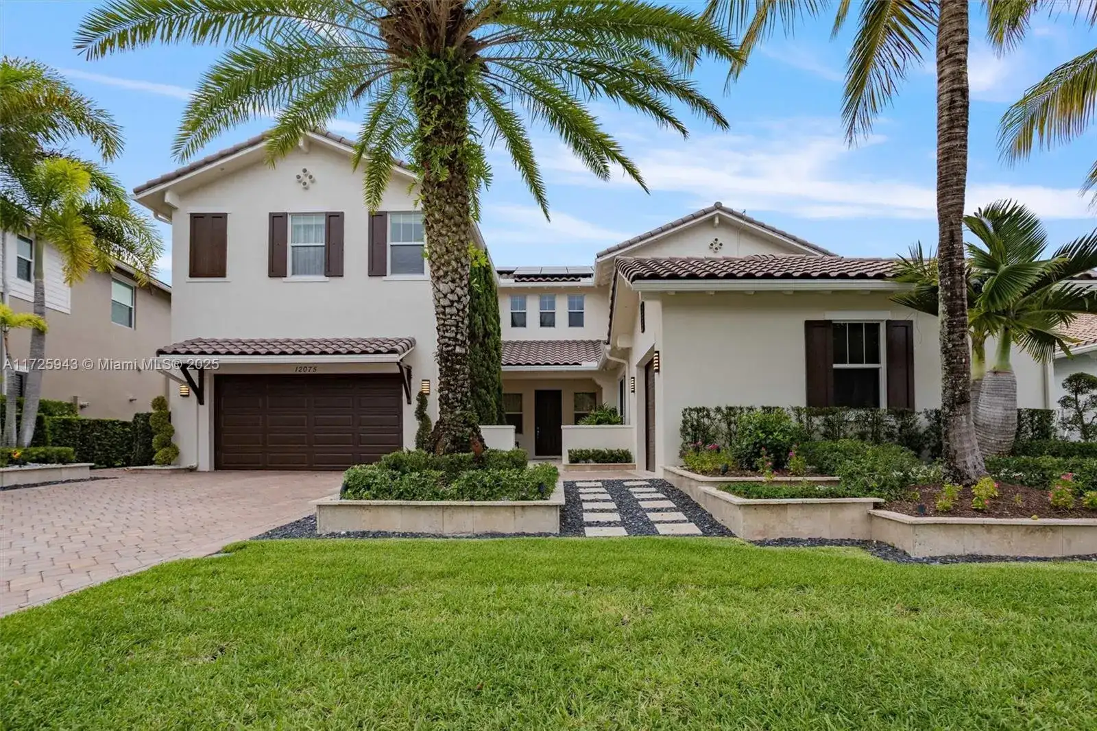 12075 NW 81st Ct, Parkland FL 33076 photo 2