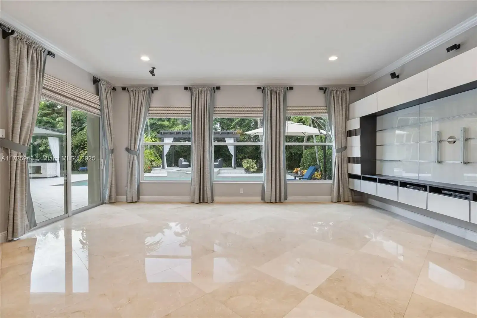 12075 NW 81st Ct, Parkland FL 33076 photo 5