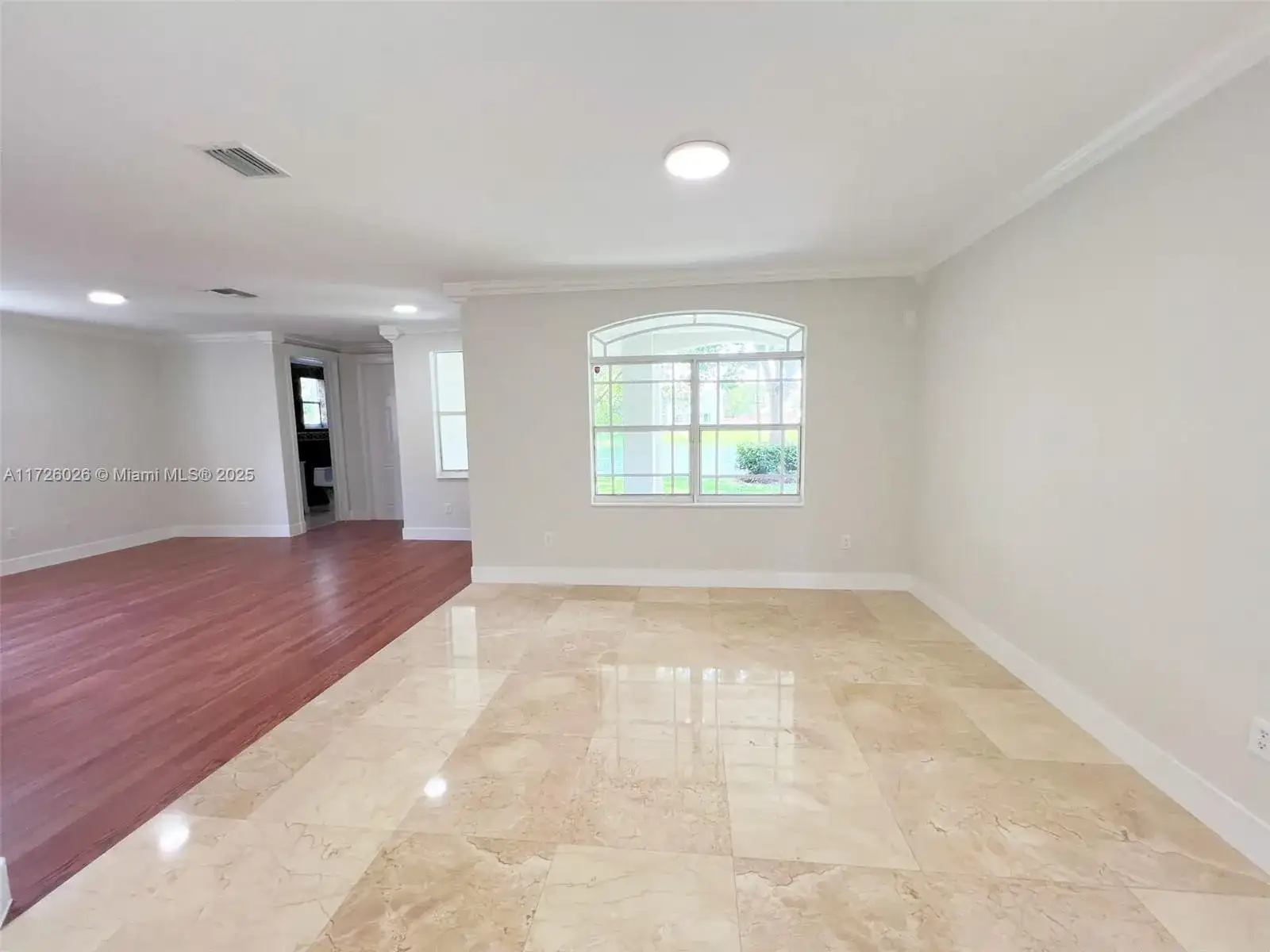 8994 SW 206th St, Cutler Bay FL 33189 photo 5