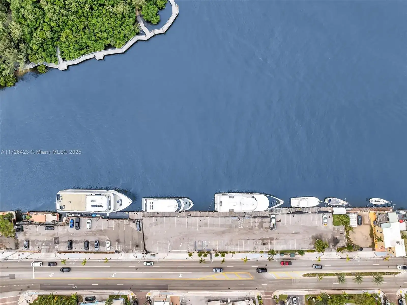 1318 N Ocean Dr, Hollywood FL 33019 photo 3