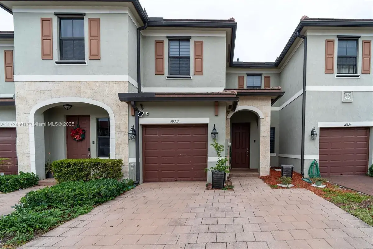 10335 W 34th Ct # 10335, Hialeah FL 33018