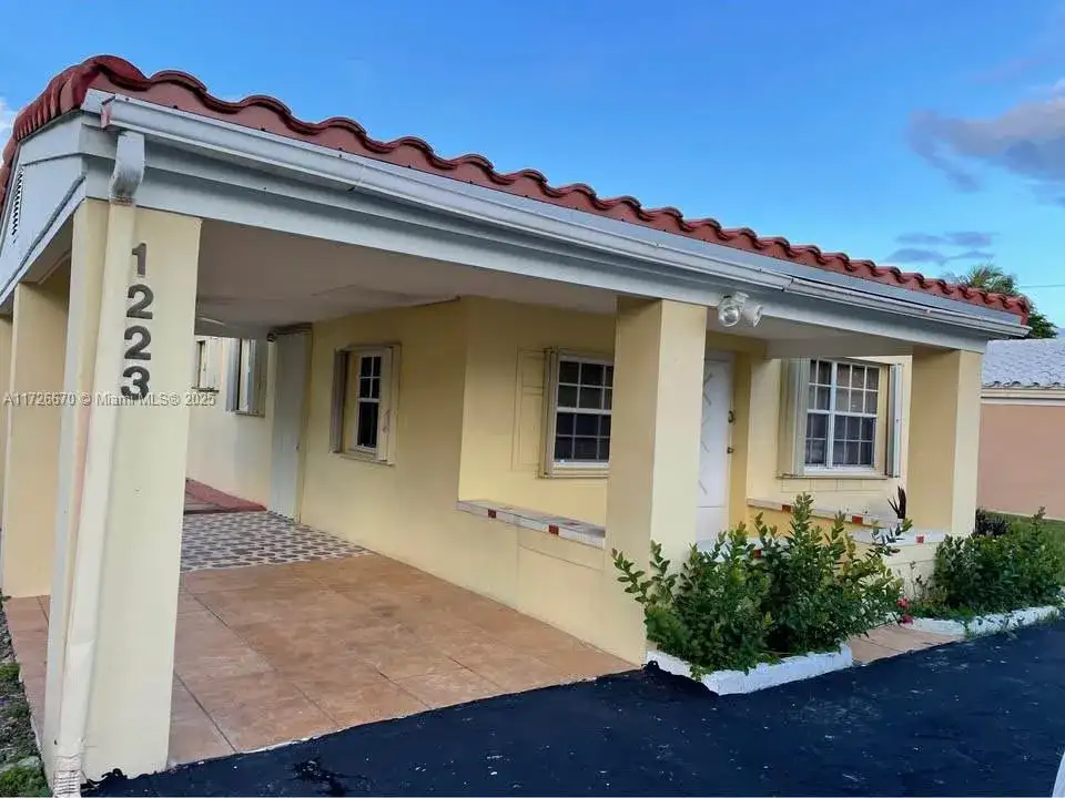 1223 NE 181st St, North Miami Beach FL 33162 photo 2