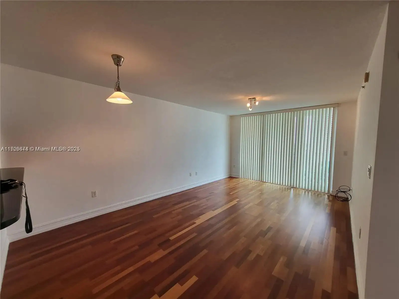 31 SE 5th St # 2409, Miami FL 33131 photo 3
