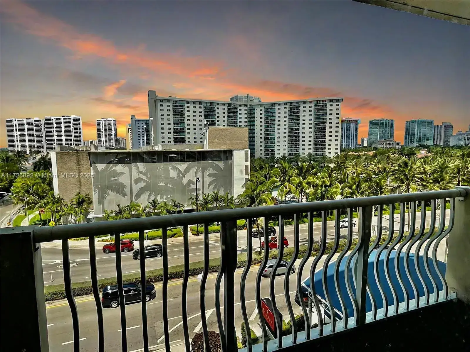 19201 Collins Ave # 439, Sunny Isles Beach FL 33160