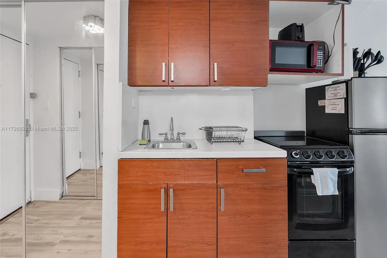 19201 Collins Ave # 439, Sunny Isles Beach FL 33160 photo 4