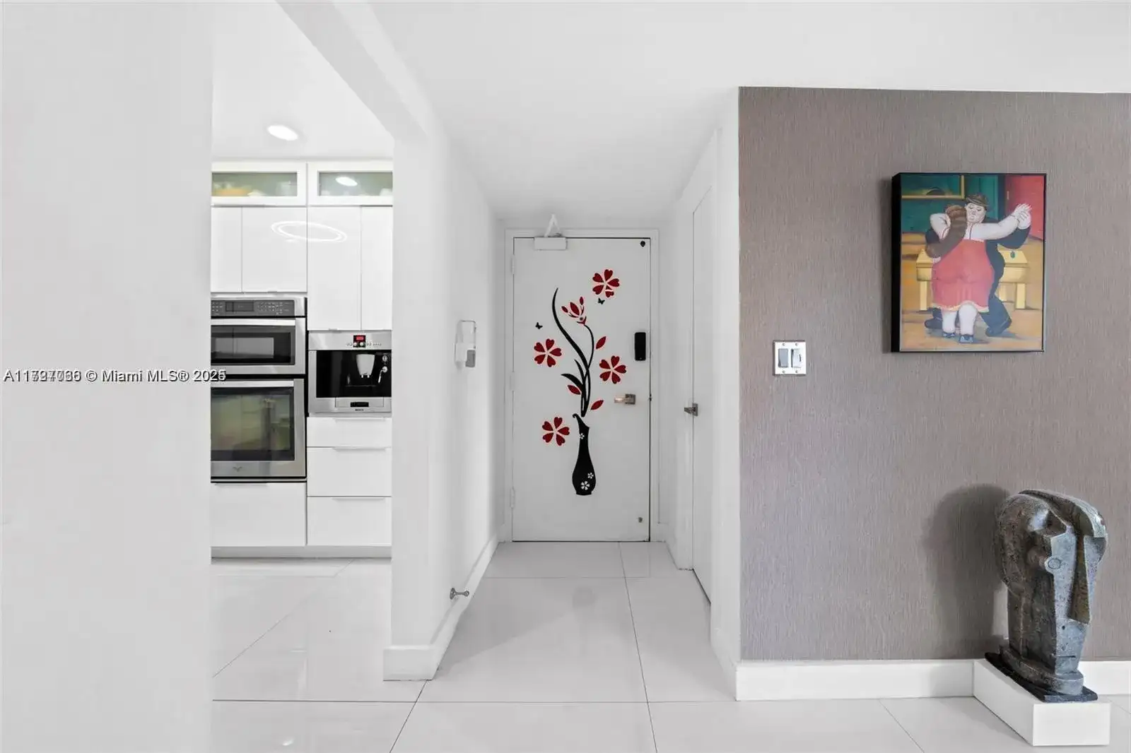 300 Bayview Dr # 616, Sunny Isles Beach FL 33160 photo 5