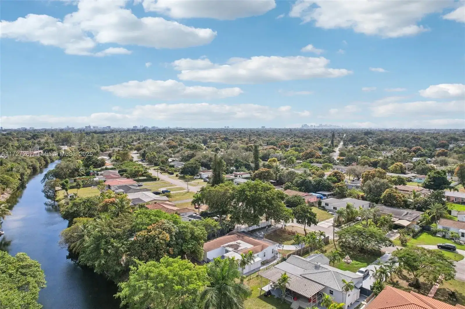 299 S Biscayne River Dr, Miami FL 33169 photo 4