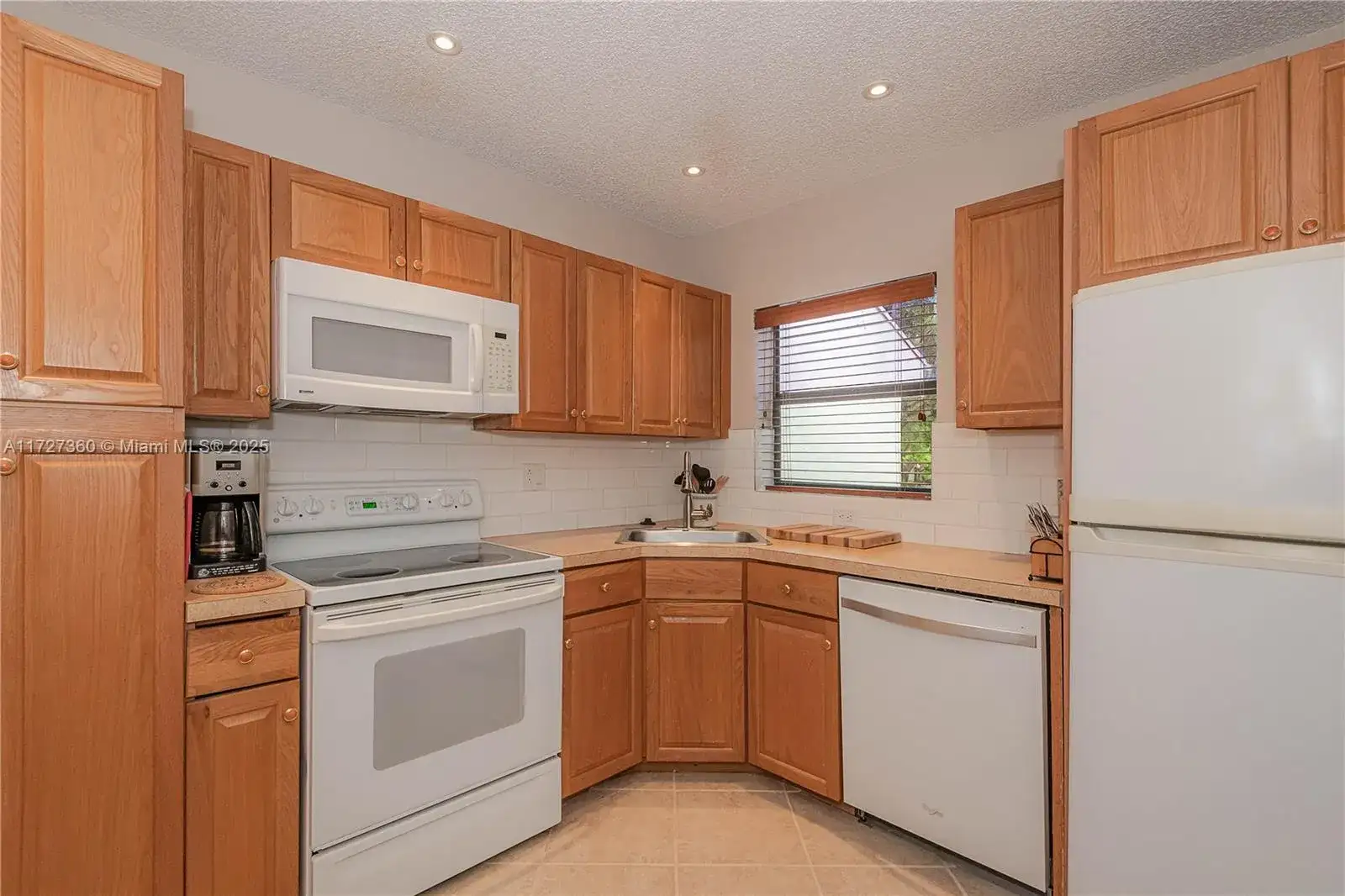 2871 S Carambola Cir S # 2062, Coconut Creek FL 33066 photo 4