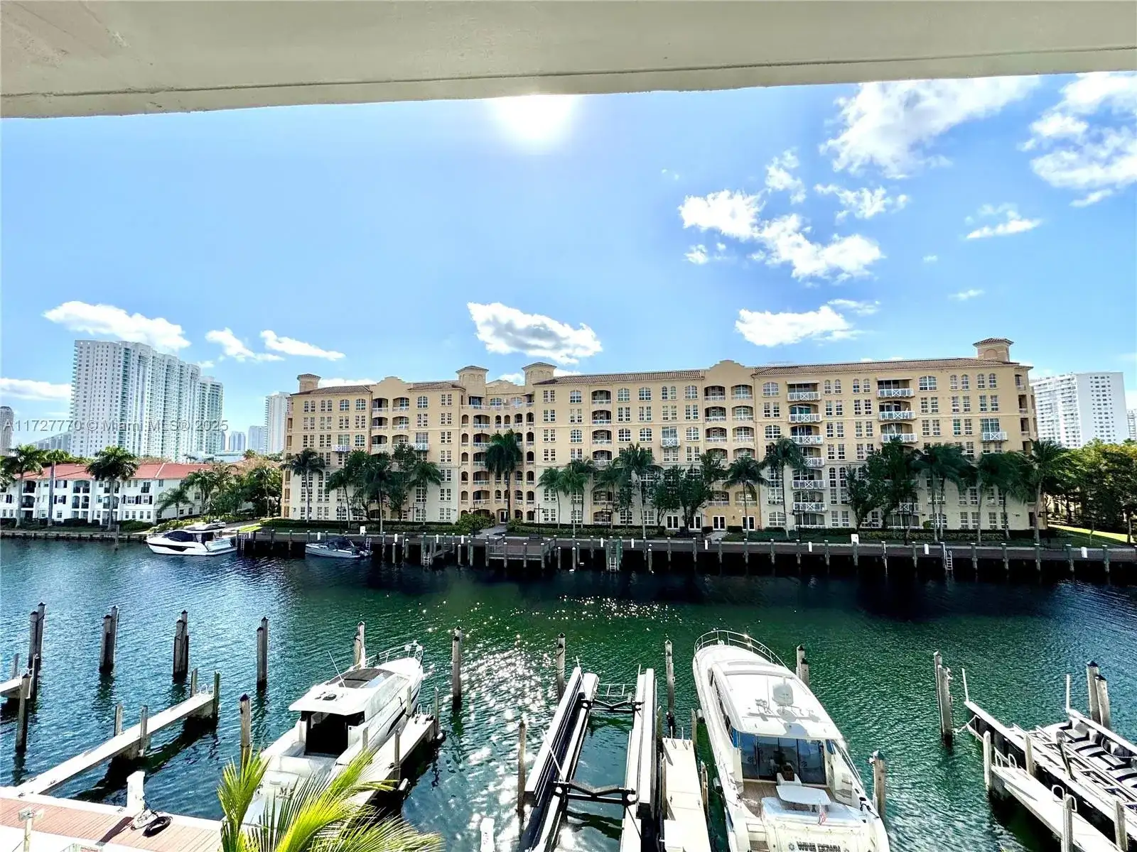 2950 NE 188th St # 324, Aventura FL 33180 photo 2