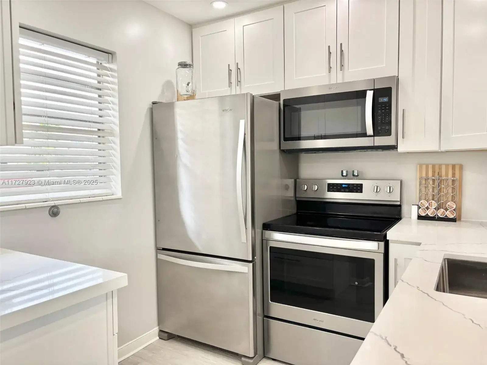3405 NW 48th Ave # 407, Lauderdale Lakes FL 33319 photo 3