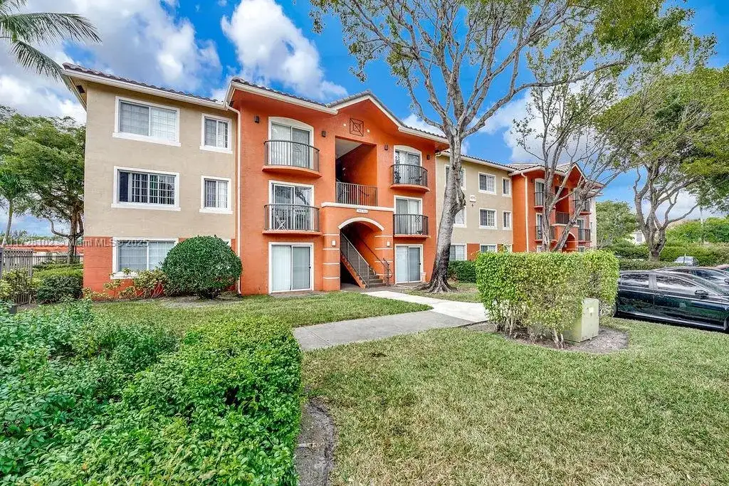 4195 N Haverhill Rd # 302, West Palm Beach FL 33417 photo 3