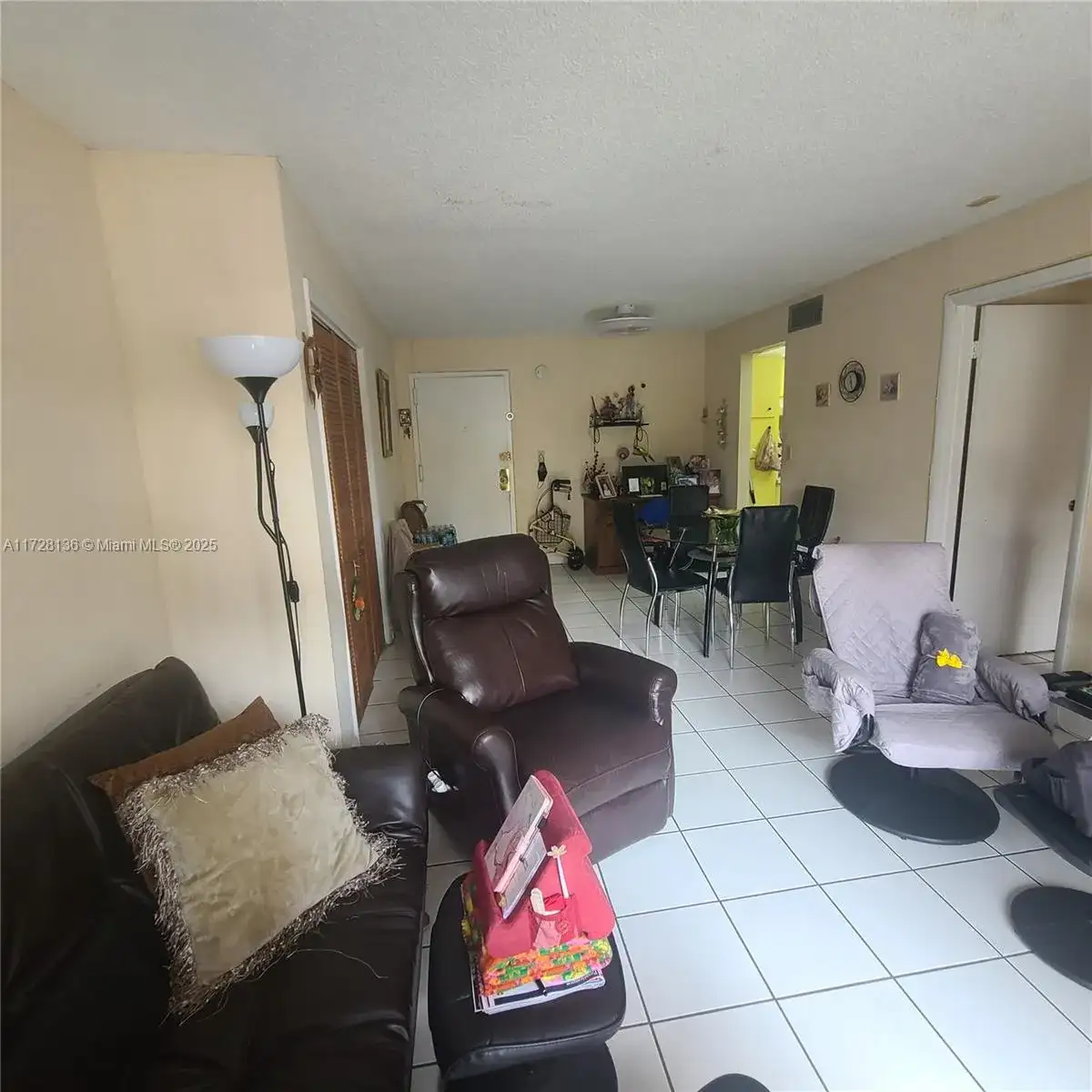 4803 NW 7th St # 14, Miami FL 33126 photo 4