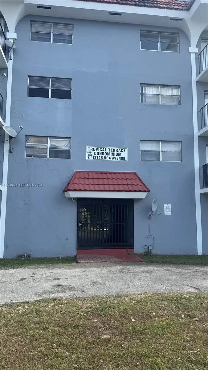13725 NE 6th Ave # 202, North Miami FL 33161 photo 2