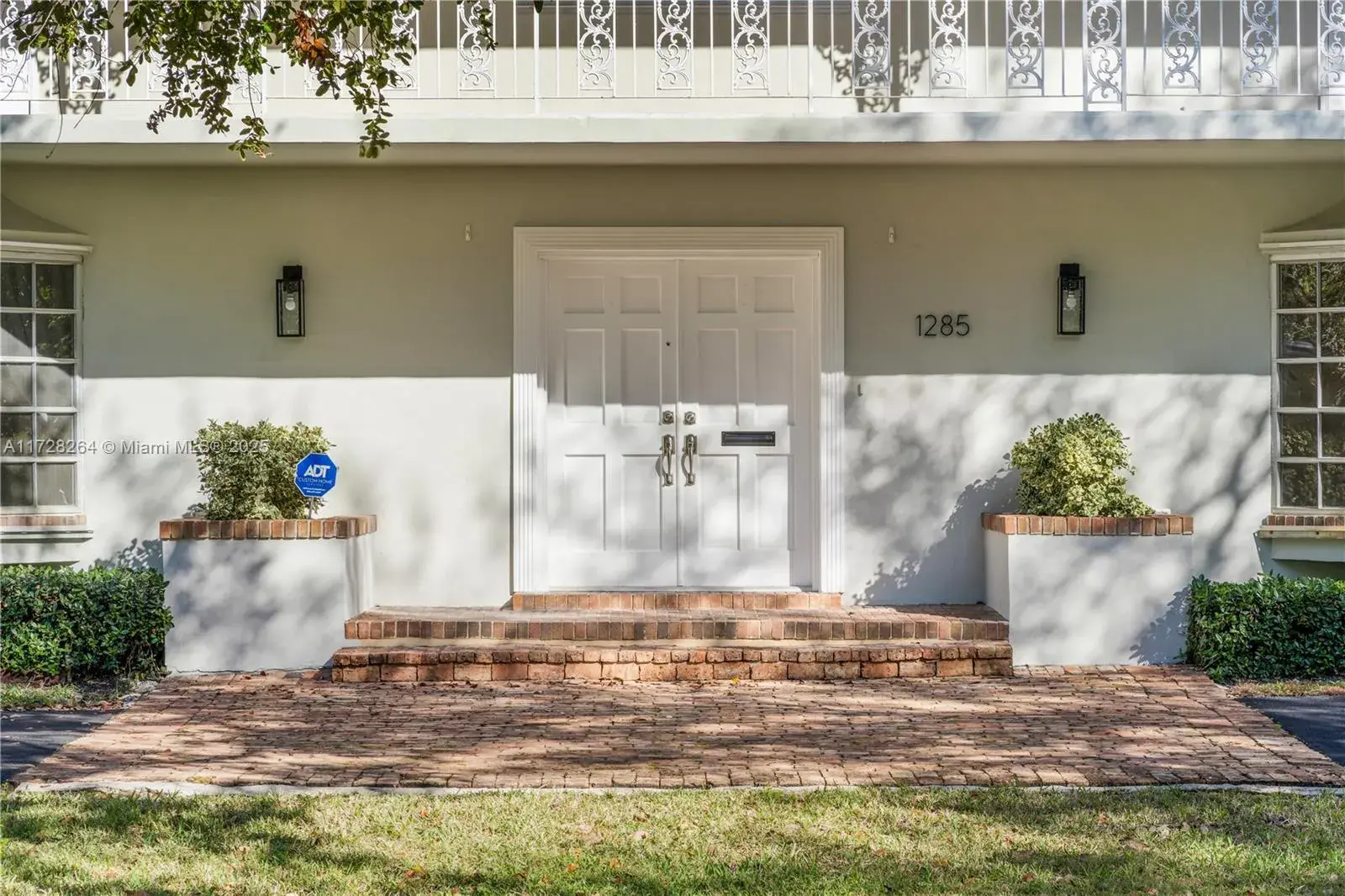 1285 Algardi Ave, Coral Gables FL 33146