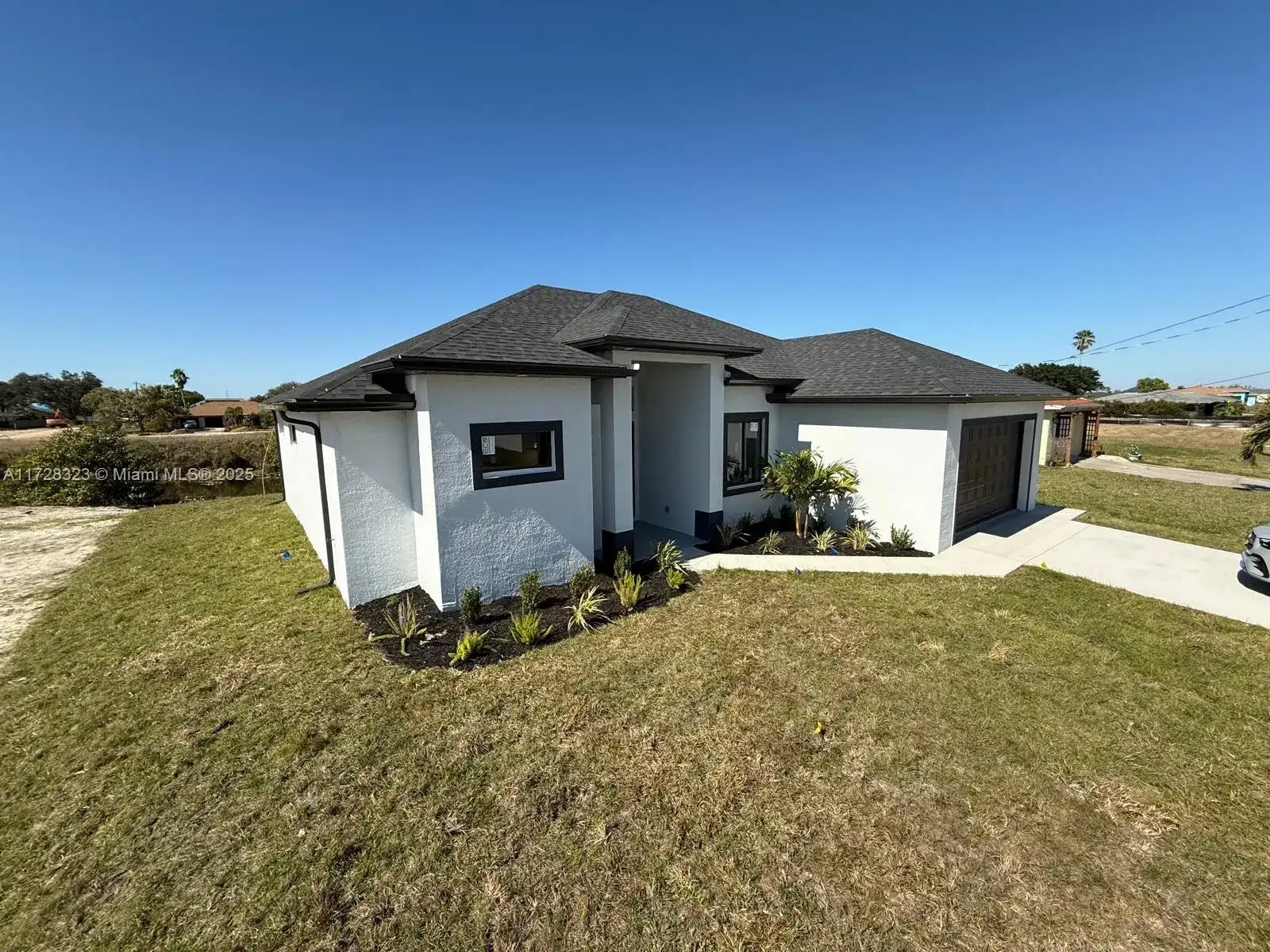 1320 NE 14th AVE, Cape Coral FL 33909 photo 5