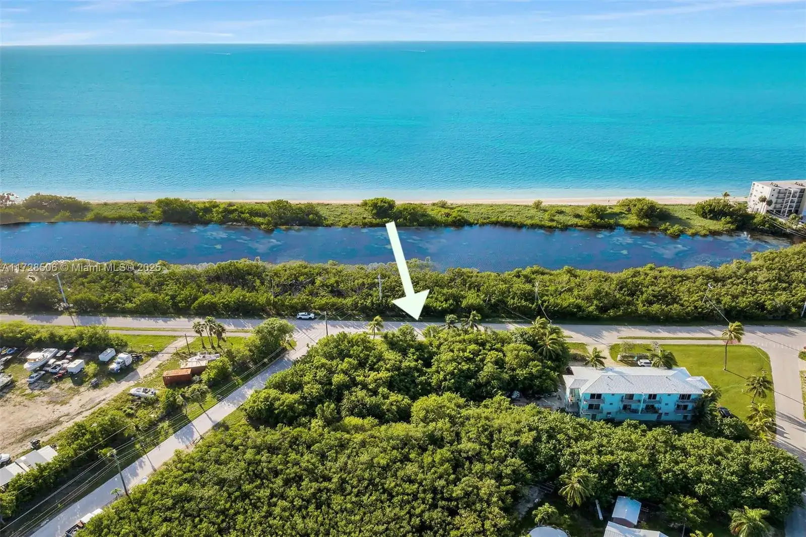 300 Coco Plum, Marathon FL 33050 photo 2