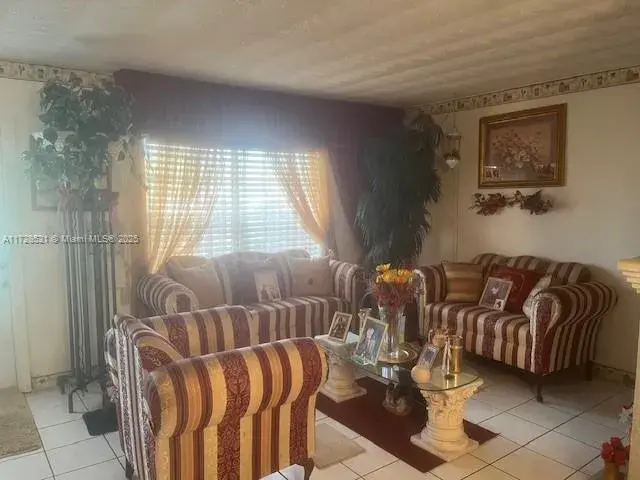 10864 SW 141st Ln, Miami FL 33176