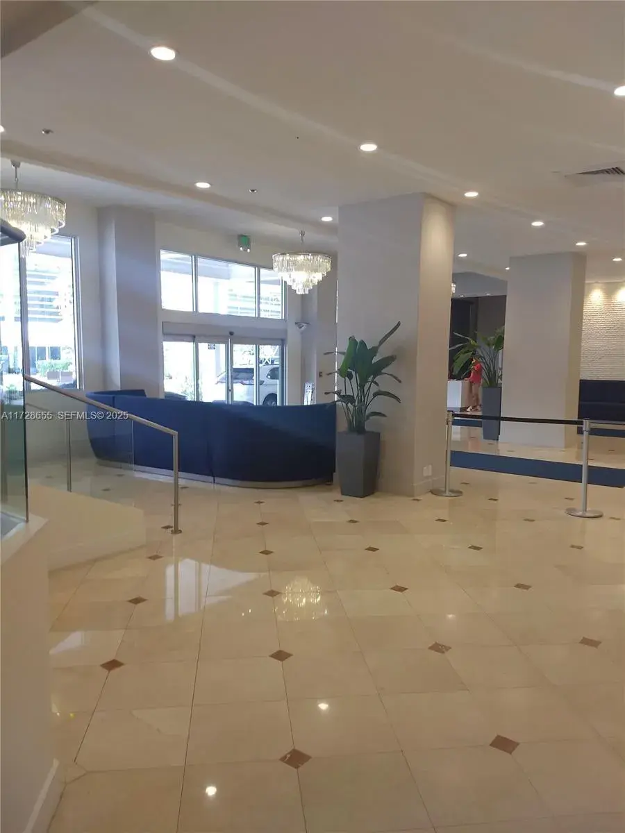 100 Lincoln Rd # 1206, Miami Beach FL 33139