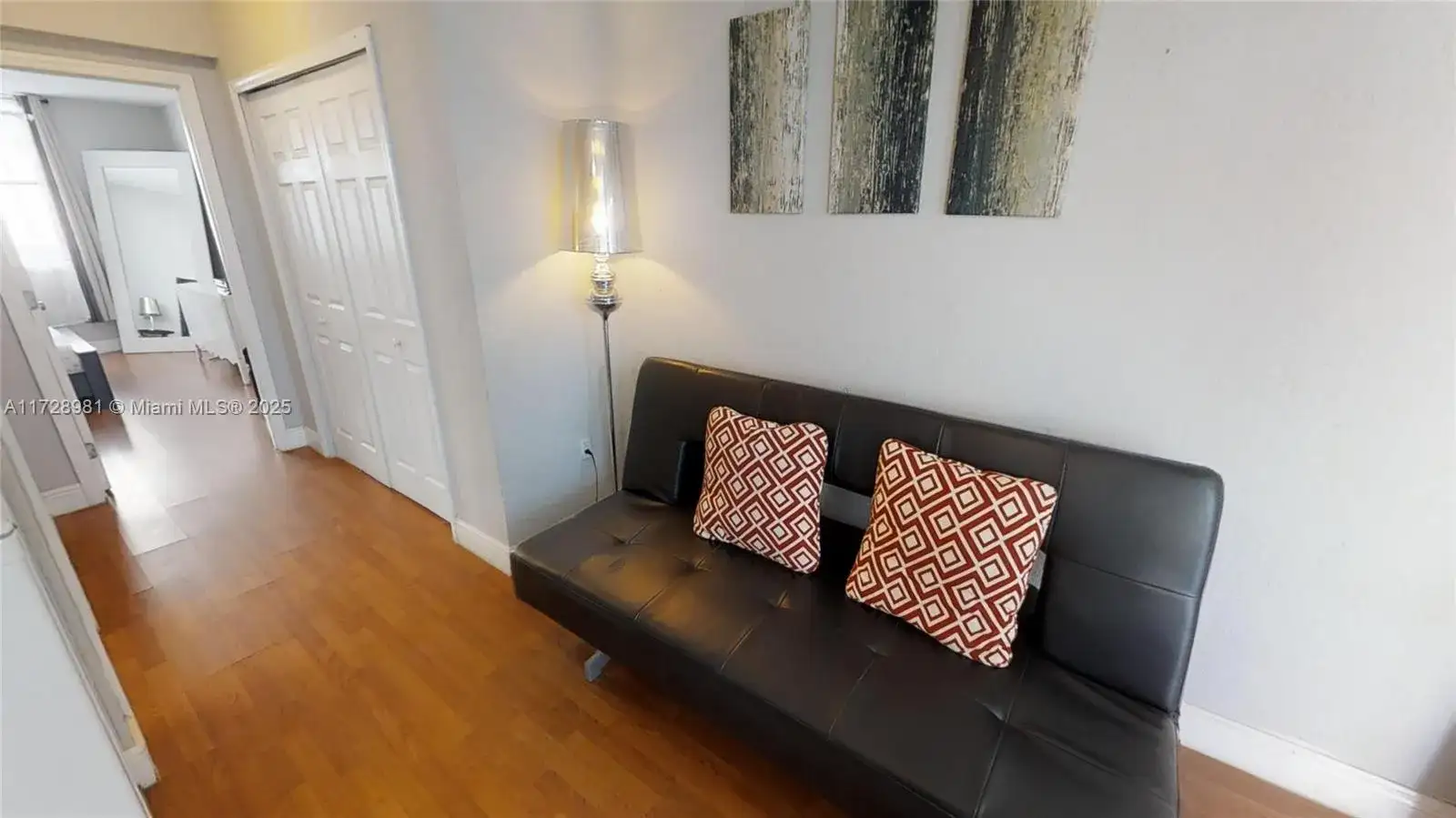 713 Collins Ave # 33, Miami Beach FL 33139 photo 3