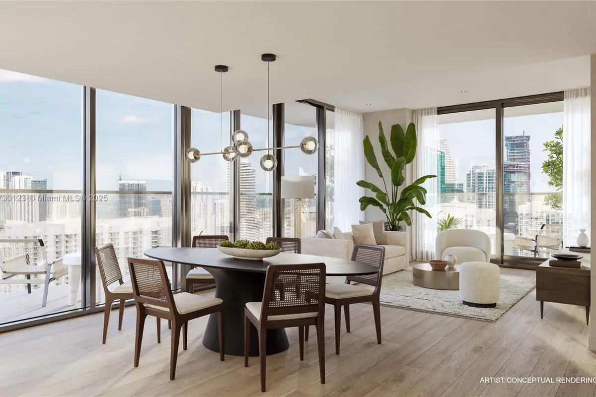 99 SW 7th St # 3901, Miami FL 33131