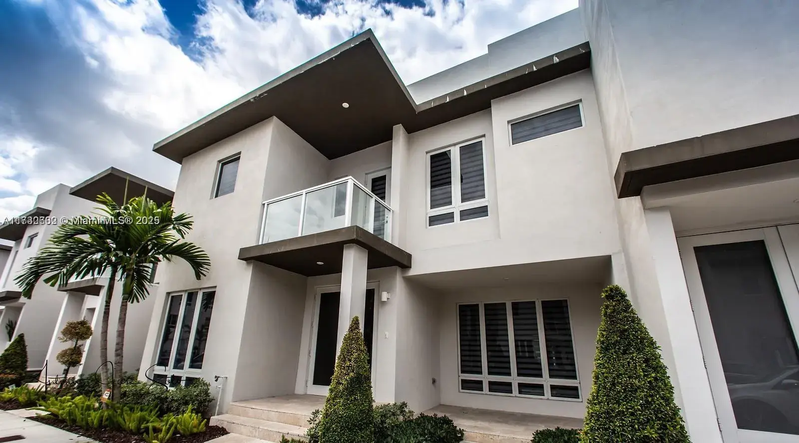 6468 NW 103rd Psge # 6468, Doral FL 33178