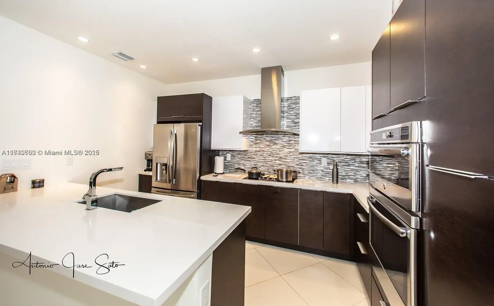 6468 NW 103rd Psge # 6468, Doral FL 33178