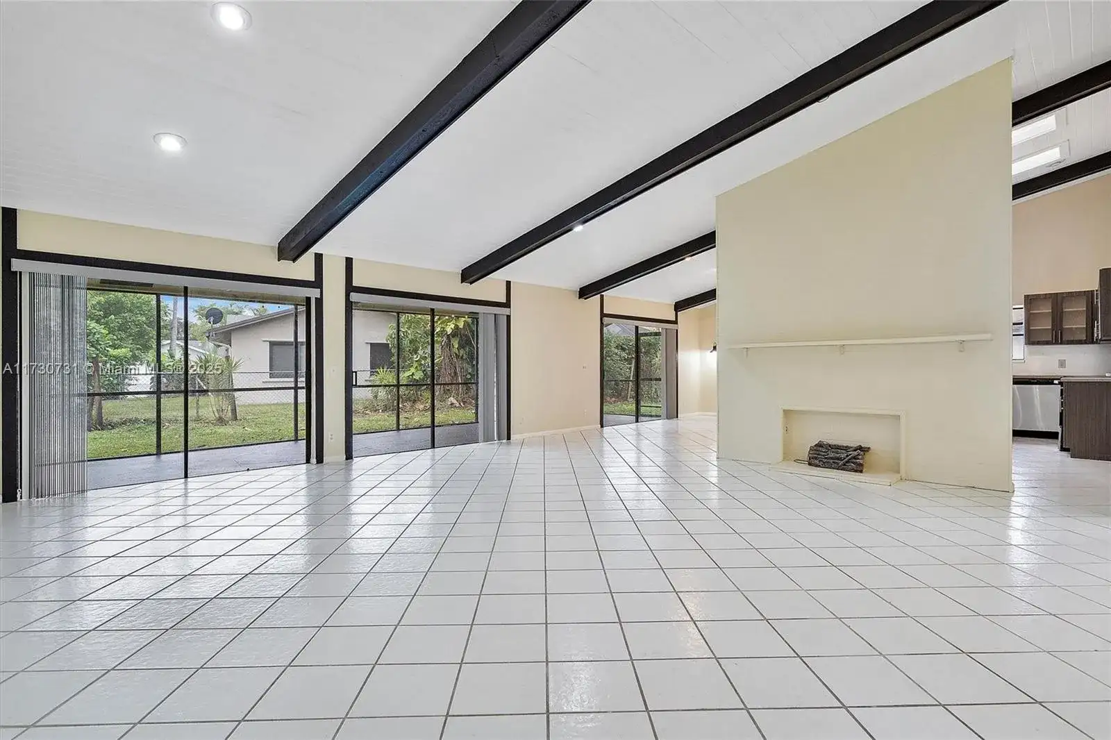 8017 NW 83rd Way, Tamarac FL 33321 photo 4