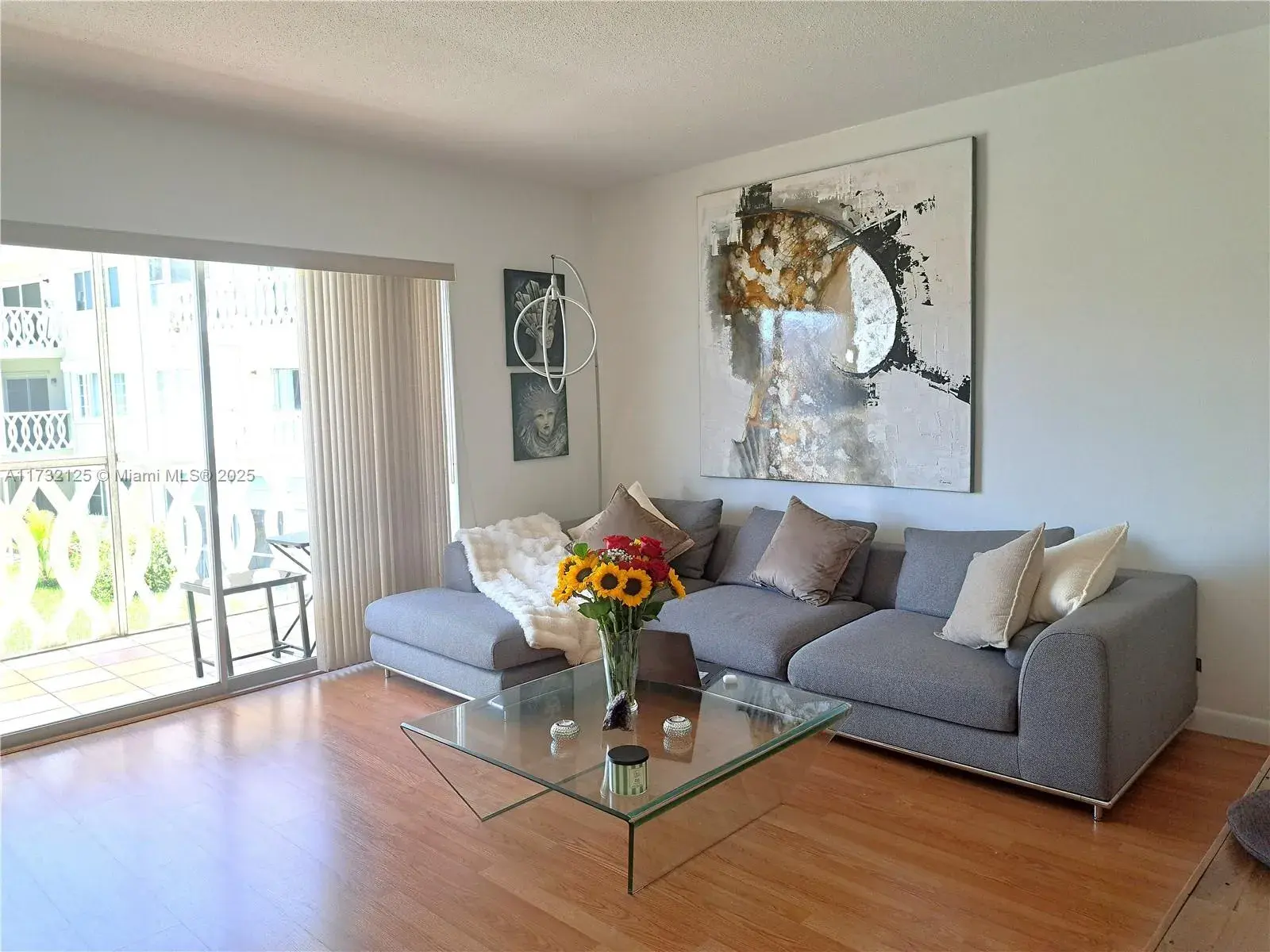 450 Golden Isles Dr # 2B, Hallandale Beach FL 33009