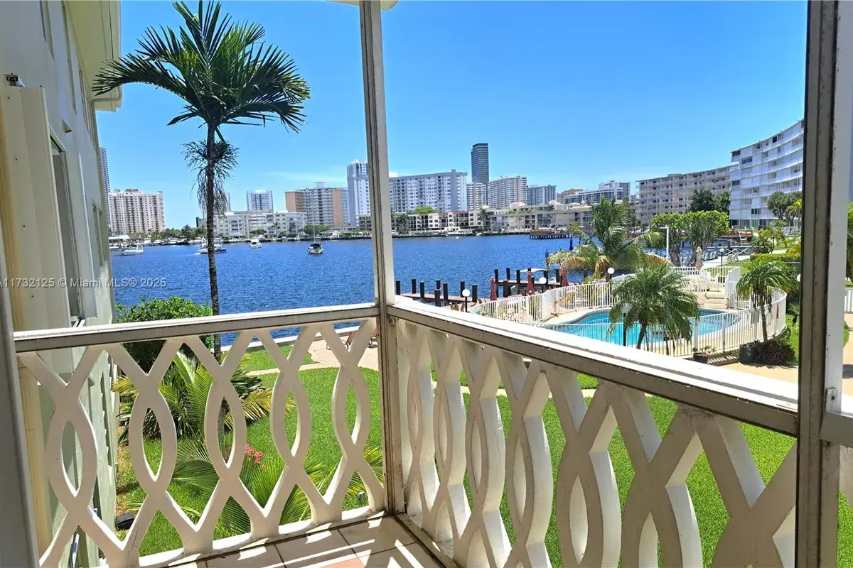 450 Golden Isles Dr # 2B, Hallandale Beach FL 33009